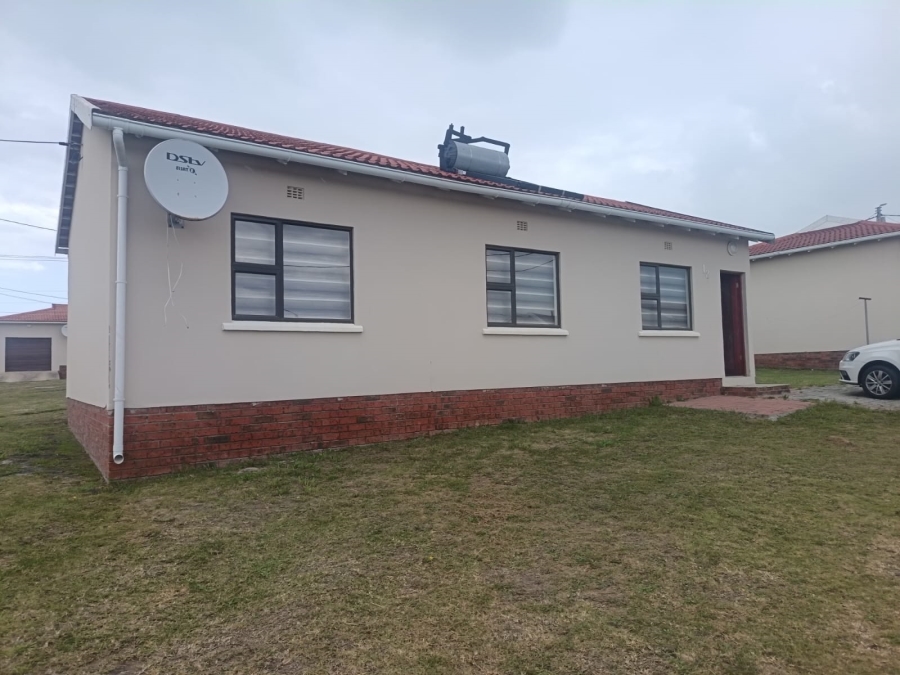 3 Bedroom Property for Sale in Graceland Eastern Cape